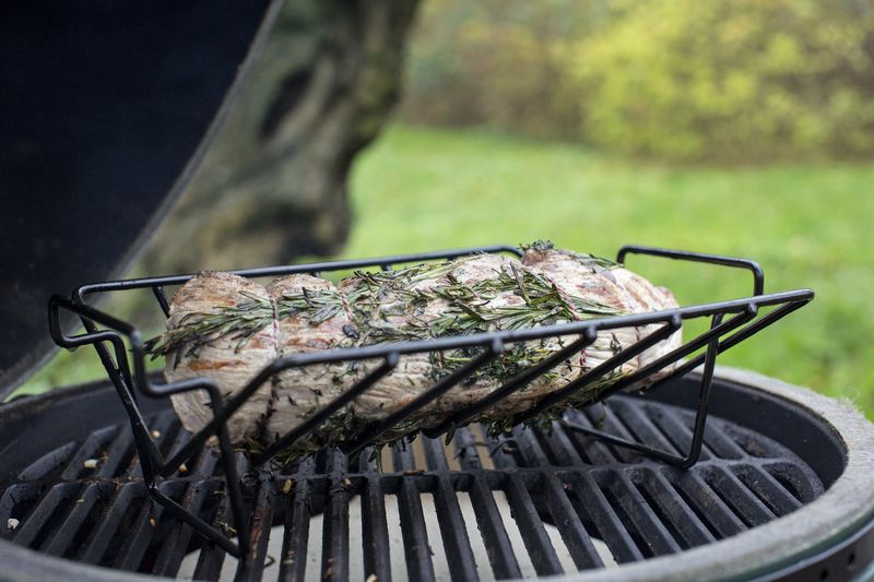 Big green egg Ribs and Roasting Rack 2XL of XL of L Geerts